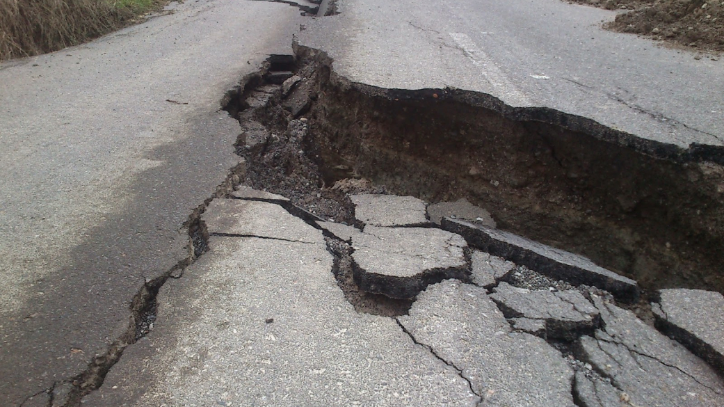 ΜΕΓΑΛΕΣ ΚΑΤΑΣΤΡΟΦΕΣ ΑΠΟ ΤΙΣ ΕΝΤΟΝΕΣ ΒΡΟΧΟΠΤΩΣΕΙΣ ΣΤΟ ΔΗΜΟ  ΠΥΔΝΑΣ- ΚΟΛΙΝΔΡΟΥ.