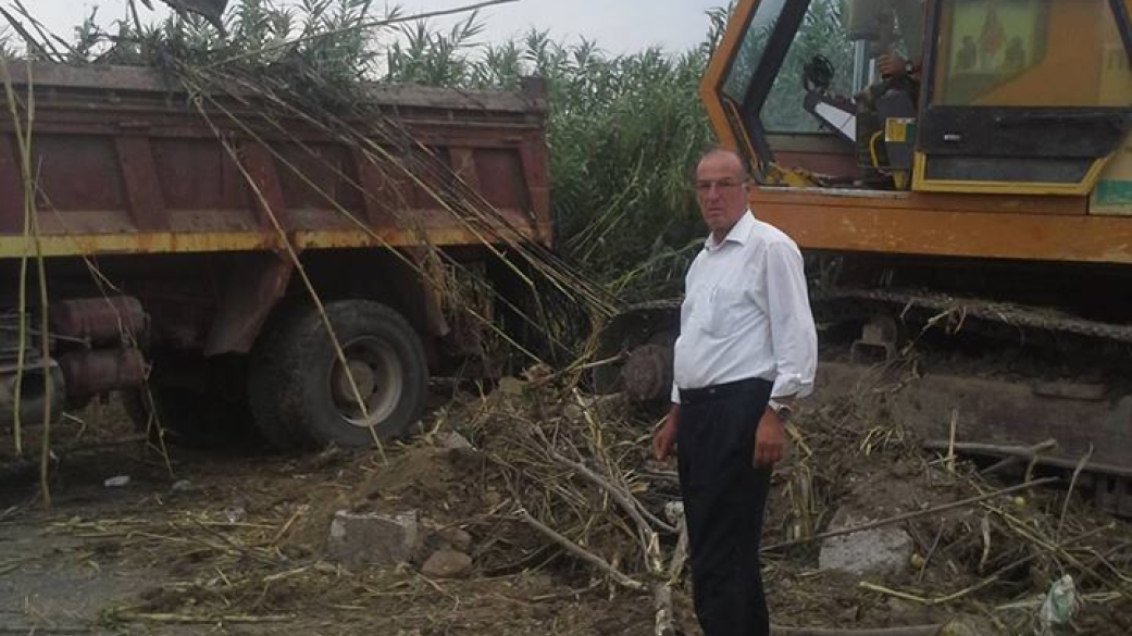 Επιχείρηση καθαρισμού ρεμάτων του Δήμου Πύδνας Κολινδρού σε συνεργασία με την Π.