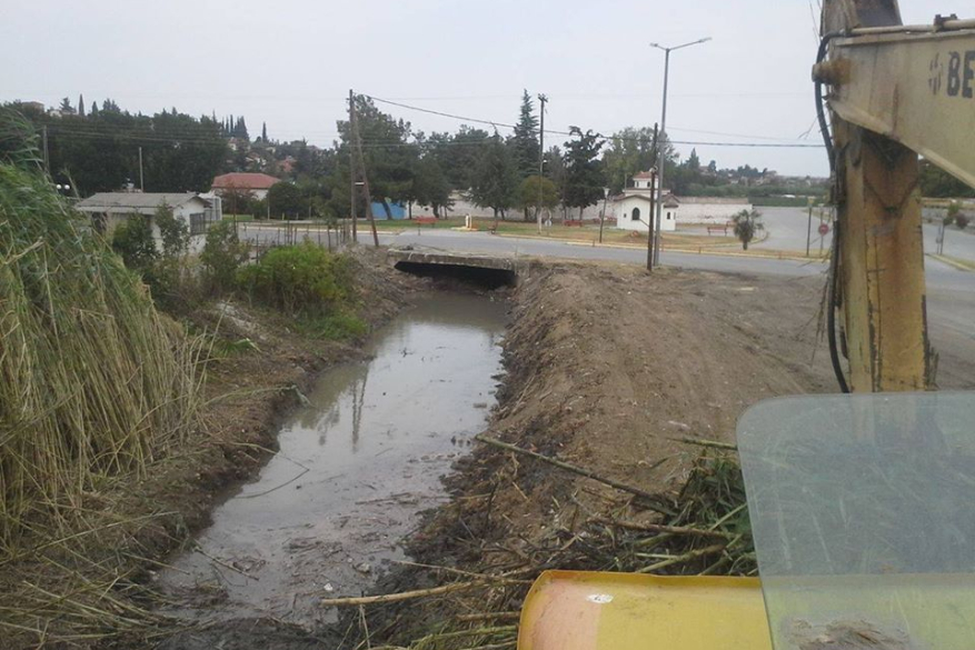 Επιχείρηση καθαρισμού ρεμάτων 